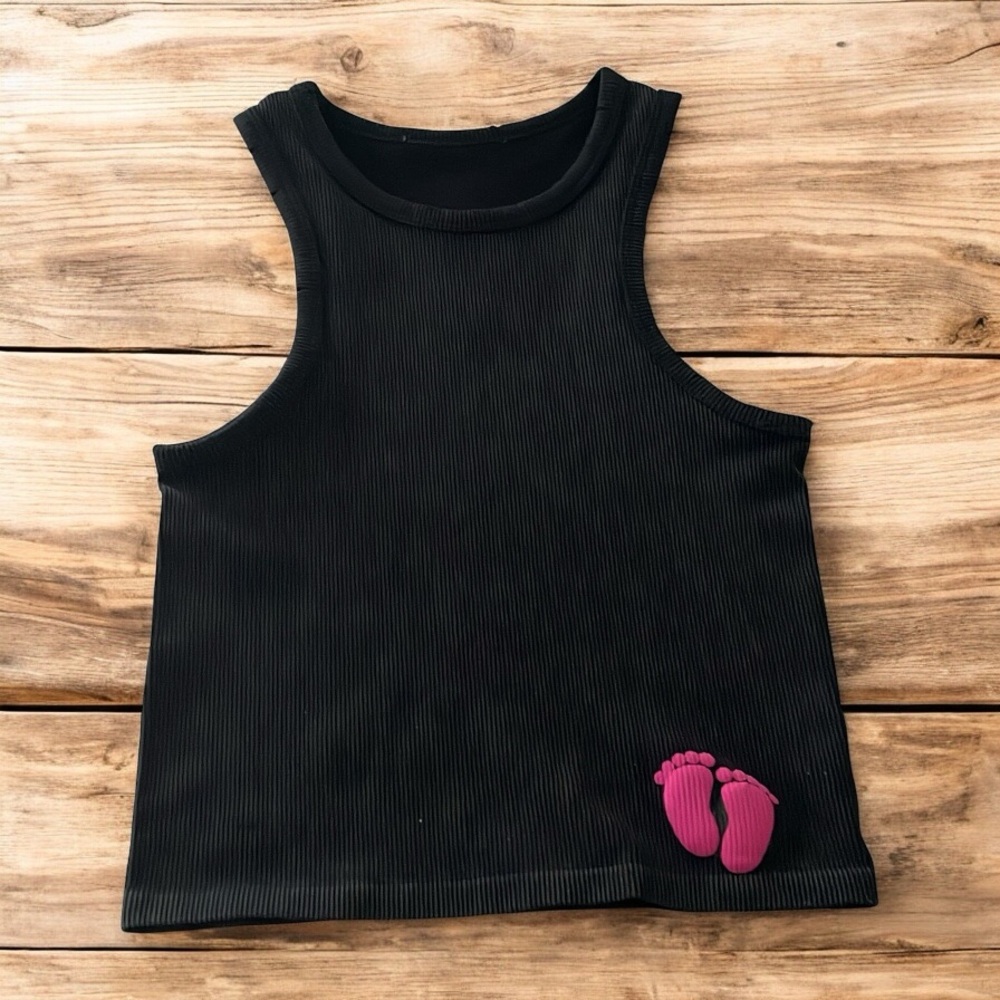 NWT MAP Black  ribbedTop with Pink 3D puff Design